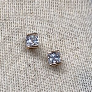 Ross Simons gold over 925 sterling silver vermeil post/stud earrings unisex